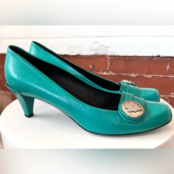 Gucci Tom Ford Hysteria Kitten Heel Pumps Turquoise Green Crest Aqua - Picture 1 of 15